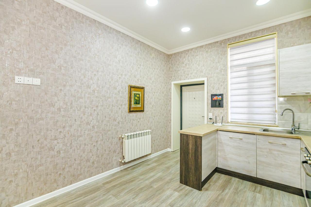 Luxury 2 Room Apartment In The Center Baku Kültér fotó